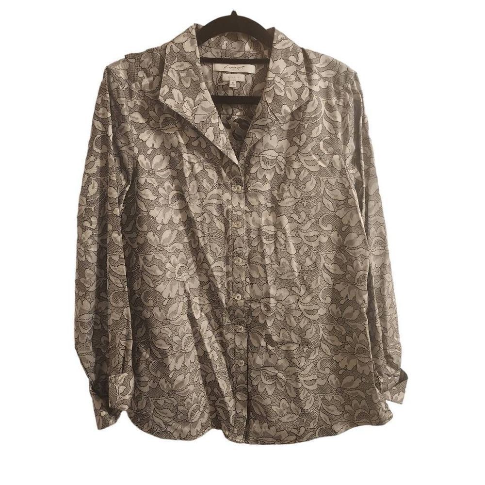 Foxcroft NWOT Gray Silver Black Lace Printed Wrinkle Free Shaped Button Down Wom